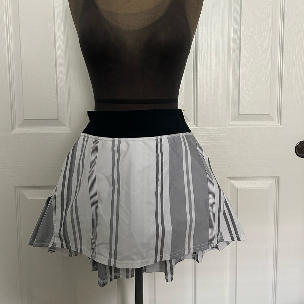 Lululemon athletic skort with black and white stripe details